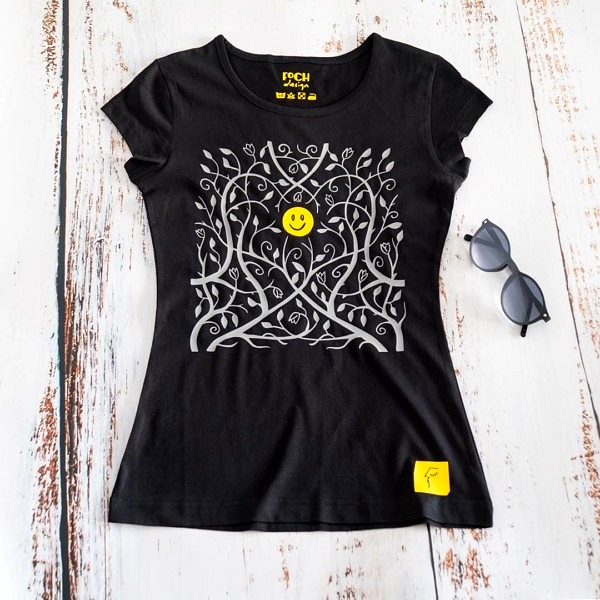 T-shirt, damski krój, wcięta w talii, krótki rękaw, żółte widoczne logo, monocolor, koszulka bawełniana, koloru czarnego, pnącza, żółta buźka uśmiechnięta